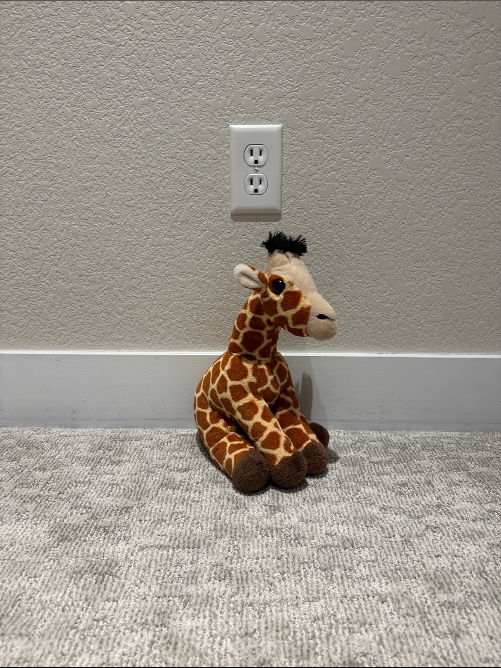 Plush Giraffe Stuffed Animal - Brown & Cream